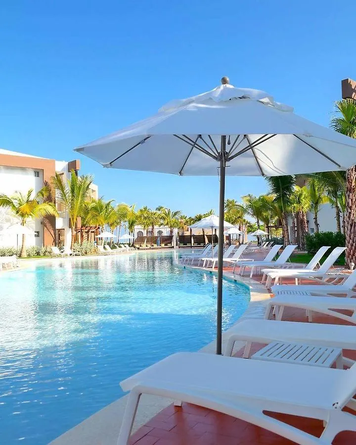 Resort Hotel Bluebay Grand Punta Cana Cabeza de Toro